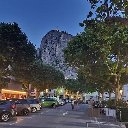 Calme Et Nature Campingplatz Castellane