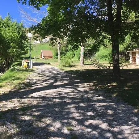Calme Et Nature Campingplatz Castellane