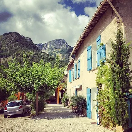 Calme Et Nature Kemping